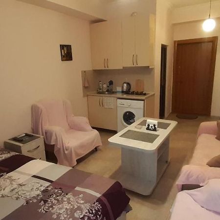 Апартаменти Parkside Apartament Батумі Екстер'єр фото